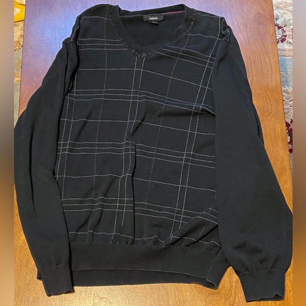 Black Alfani XL Light Cotton V-Neck Sweater